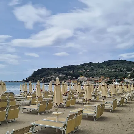 Hébergement de vacances Casa Merea 16 Costa d'Oneglia